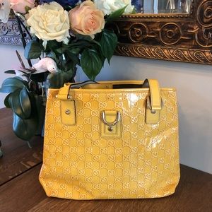 Gucci abbey tote